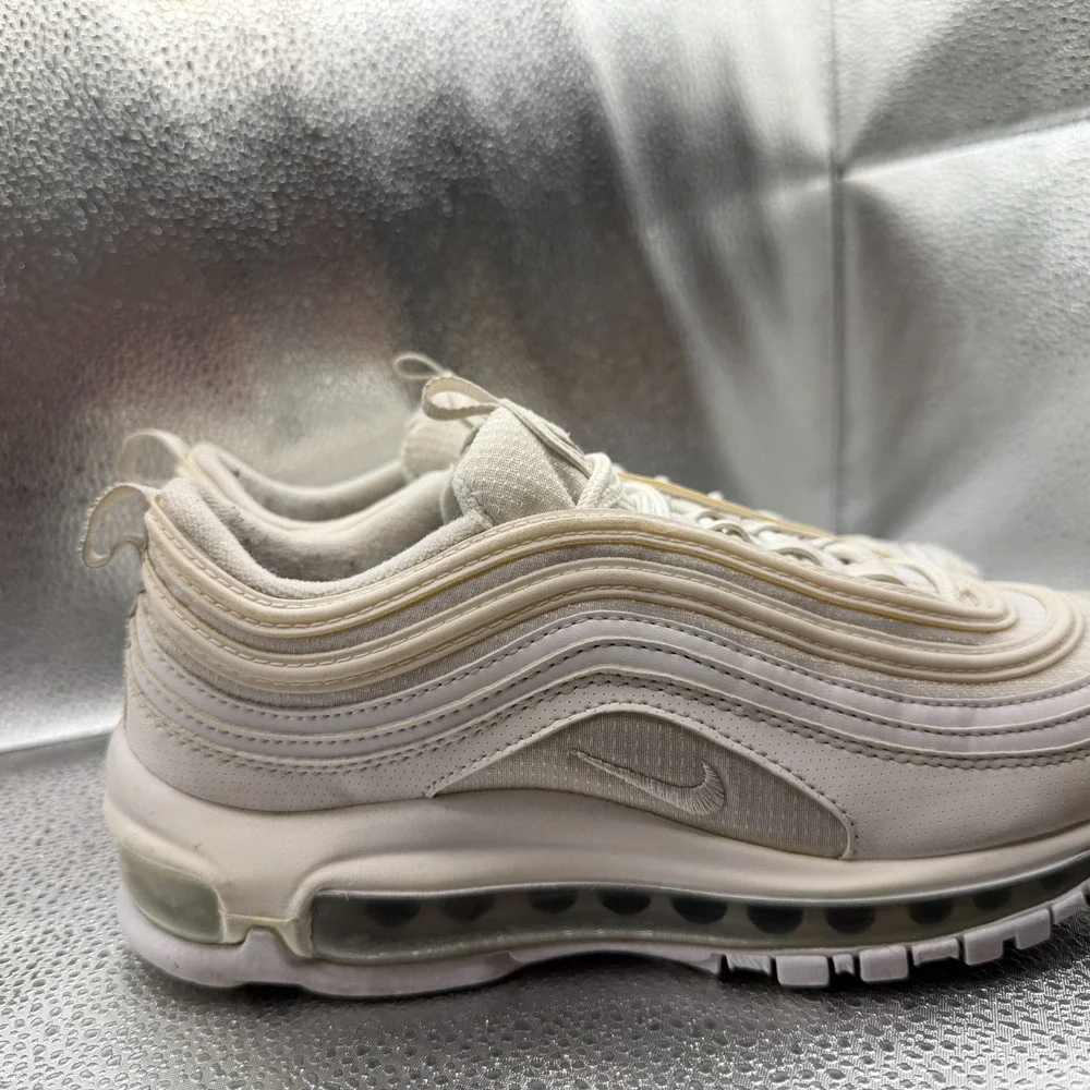 Size 5Y Nike Air‎ Max 97 Triple White Metallic Kids Athletic Shoes 921522-104